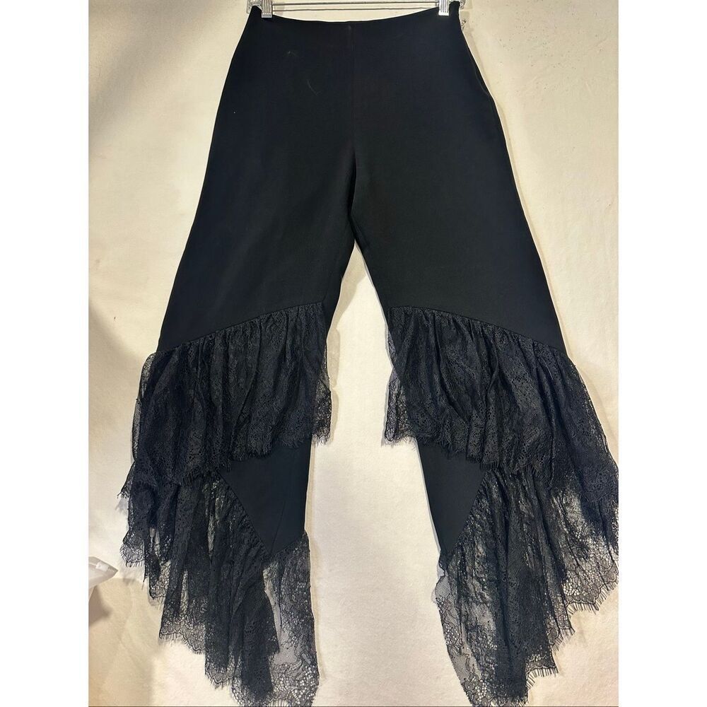 Cinq à Sept Black Lace Ruffle Hem Pants Size 2 High Waist Cropped Statement Trou